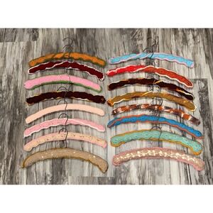 16 Vintage 70's Retro handmade Yarn Crochet Wood hangers Home Decor Organization